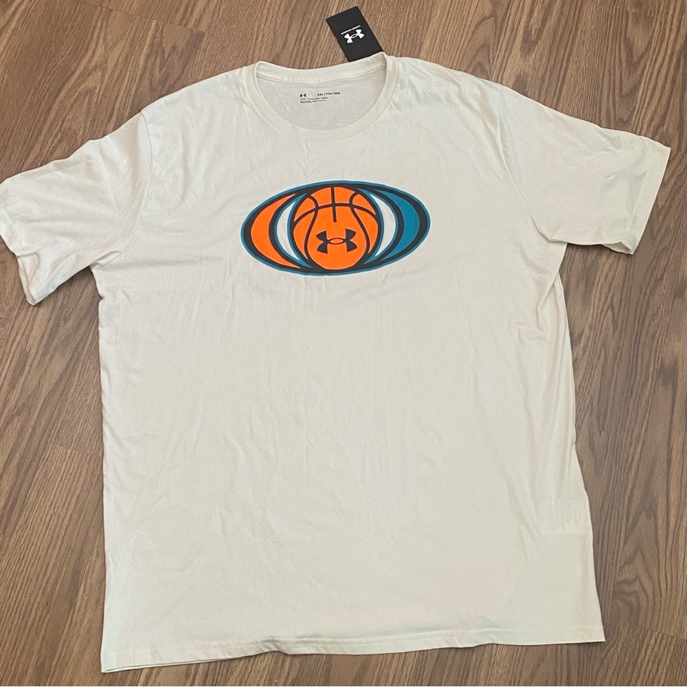 Under Armour Men's Stone Basketball Symbol Graphic Tee Size XXL Loose